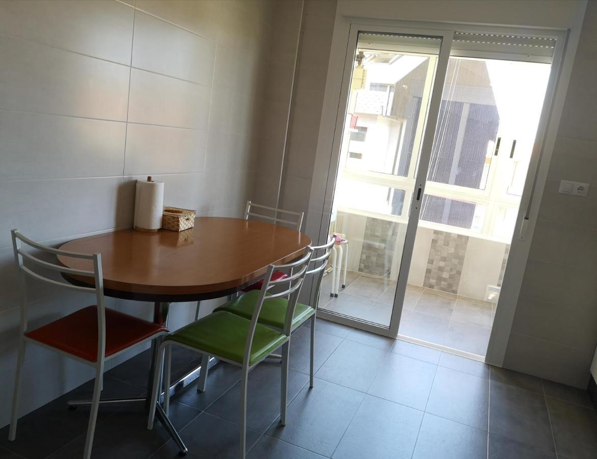 Piso Auditorio Ourense Apartment ภายนอก รูปภาพ