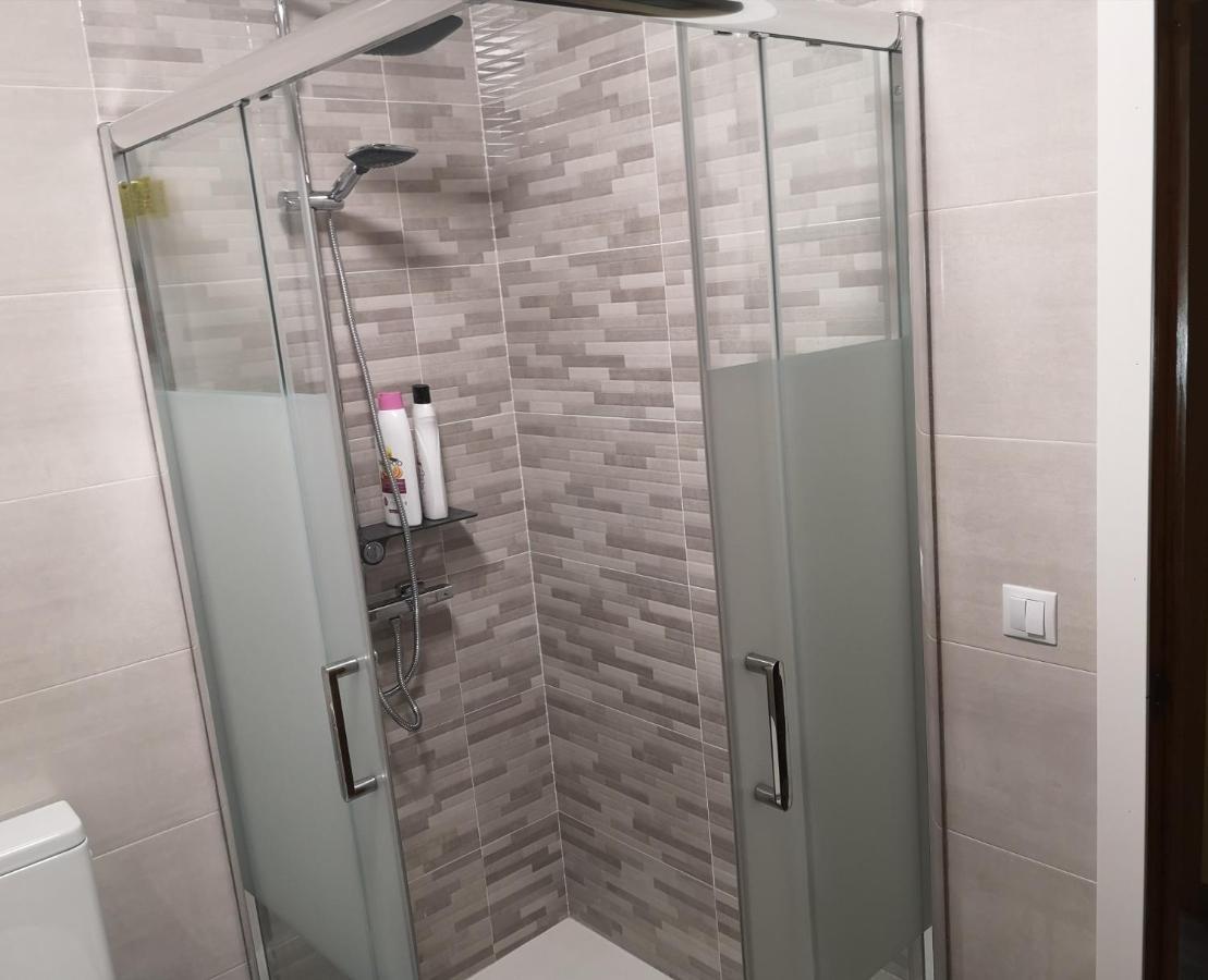 Piso Auditorio Ourense Apartment ภายนอก รูปภาพ